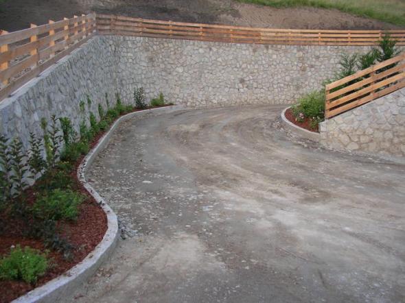 Costruzione di garage (costruzione in calcestruzzo)